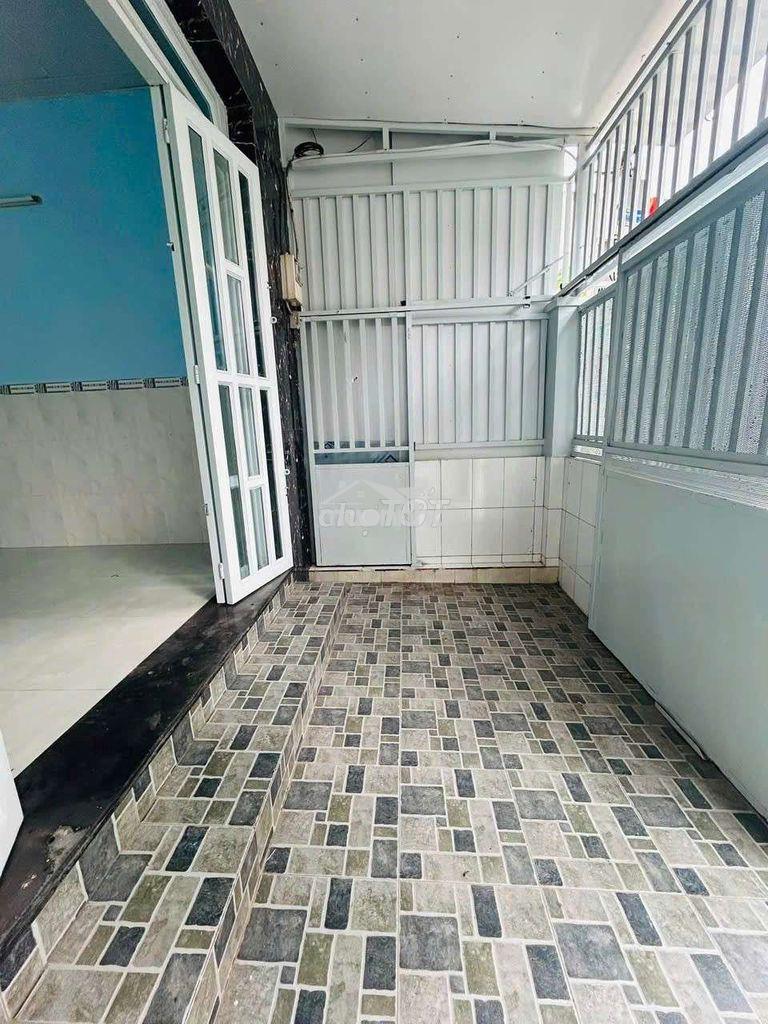 Nhà 1 trệt 1 lầu 2pn 4x16m hẻm huỳnh tấn phát quận 7 - 2