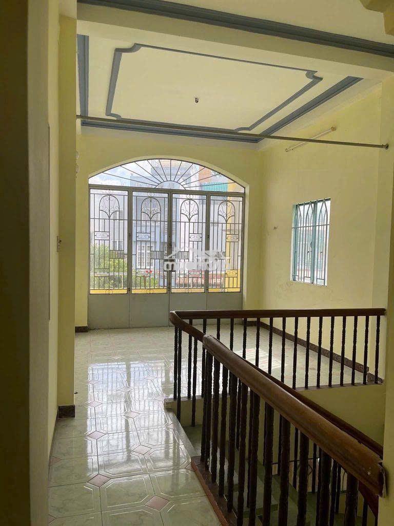 Nhà nguyên căn hxt tôn thất hiêp (ngoài trước là công viên nhỏ) - 3