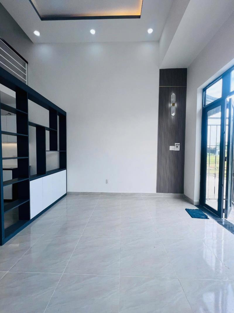 Bán nhà hxh 5m ngay hóc môn [5m*20m] trệt lầu nhà mới ở liền chỉ 1.350 tỷ tl - 2