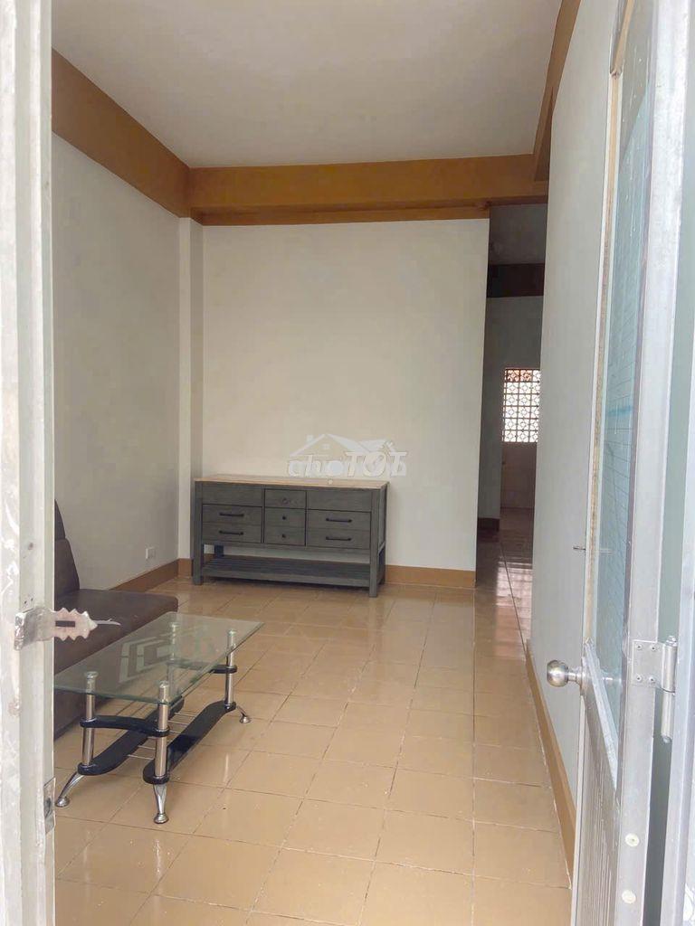 Căn hộ phú mỹ. em gái u50 vay nóng tiệm cầm đồ giá tan nát - 2