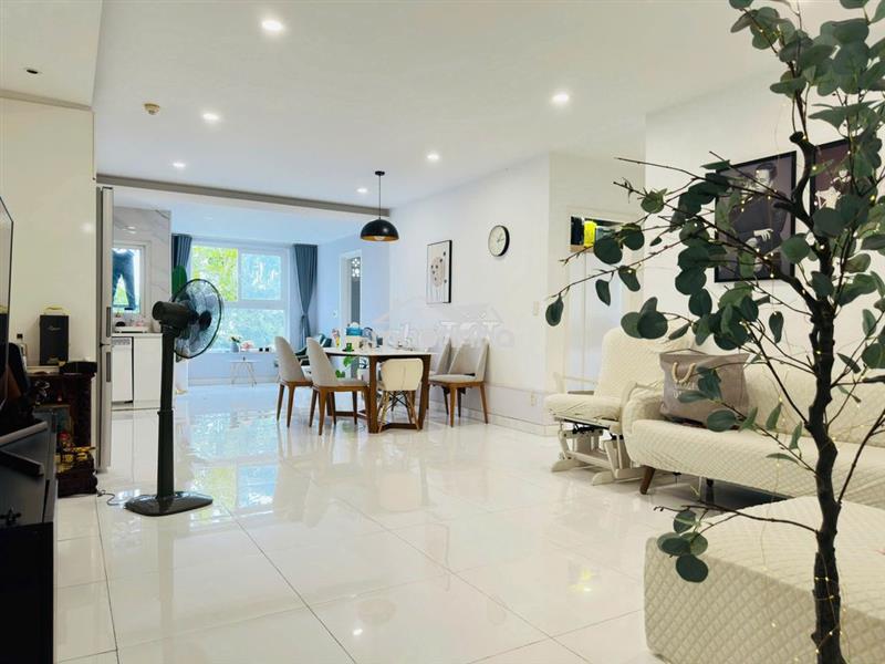 Cho thuê căn góc cc tân phước view đẹp,, trung tâm quận 11