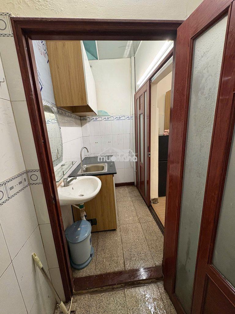 Phòng trệt 25m² giếng trời – bếp riêng tách khu ngủ – 4,2tr - 4