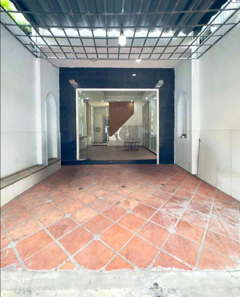 Mặt tiền nguyễn đình chính - phú nhuận - dt:4.8 x 22 (102m²) - 23 tỷ - 2