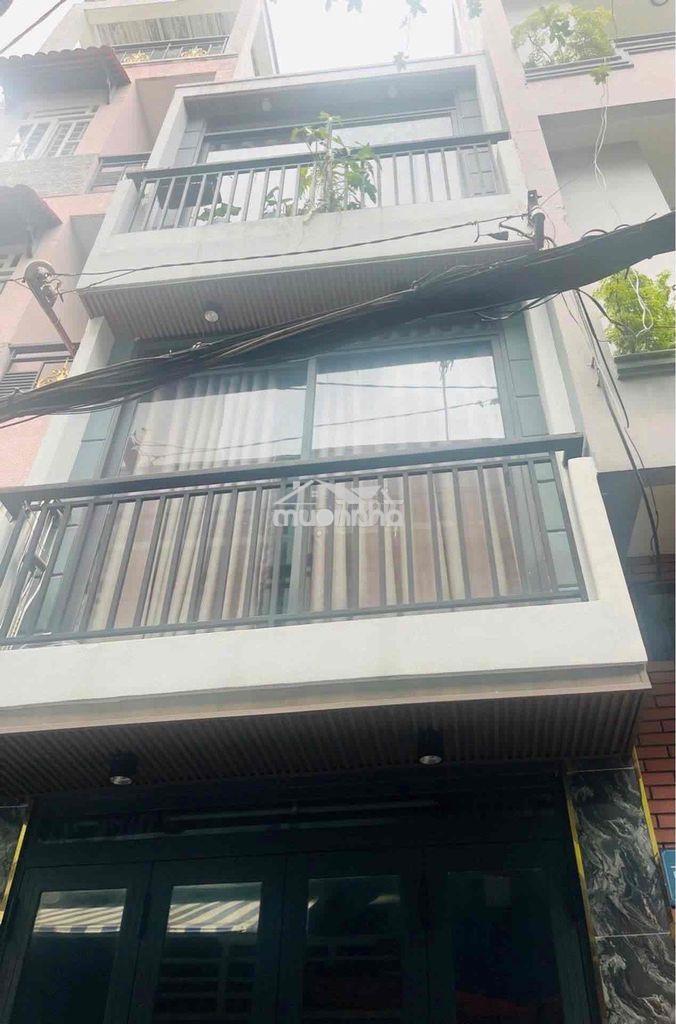 Nhà cao đạt, 30m, 3 tàng, 6.9 tỷ