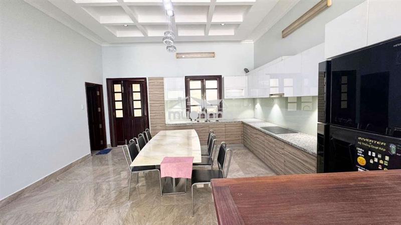 Nguyên căn mặt tiền phú thuận – quận 7
💰 giá thuê: 50 triệu/tháng
