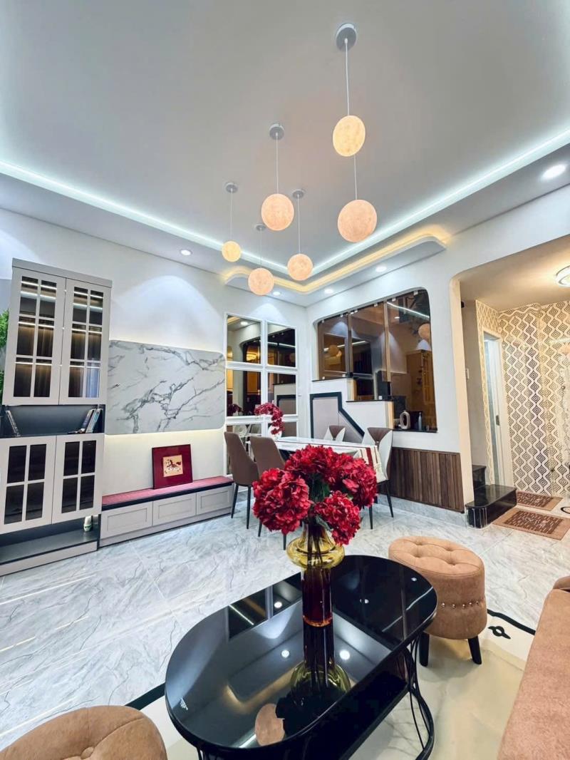 Phú nhuận – vip huỳnh văn bánh – 3 tầng btct – hẻm 4m – xe hơi sát nhà – chỉ 5.99 tỷ