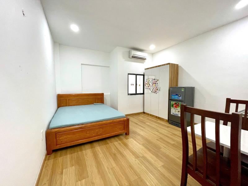 Phòng trọ bình thạnh - mặt tiền - full nội thất - phan văn trị - kế đại học văn lang