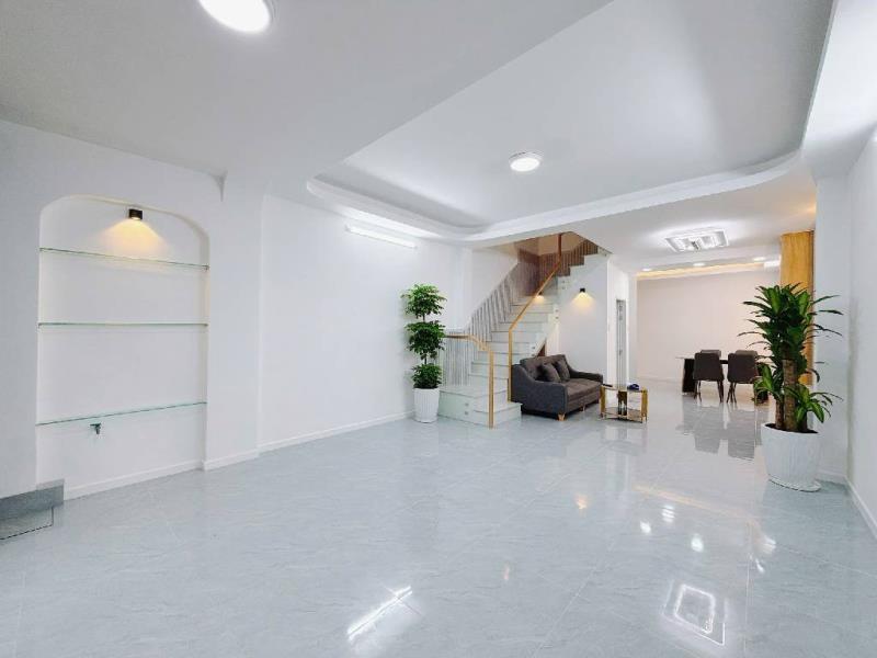 Kế bên phú mỹ hưng - nguyễn thị thập – q.7 – dt: 4.5*12m – 11 tỷ 750 - 3