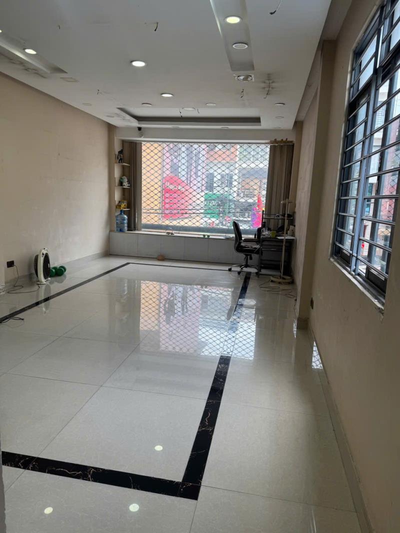 🏨 Bán nhà 5 tầng vị trí kinh doanh p.4 tb, giá 14 tỷ tl 🏡 - 3