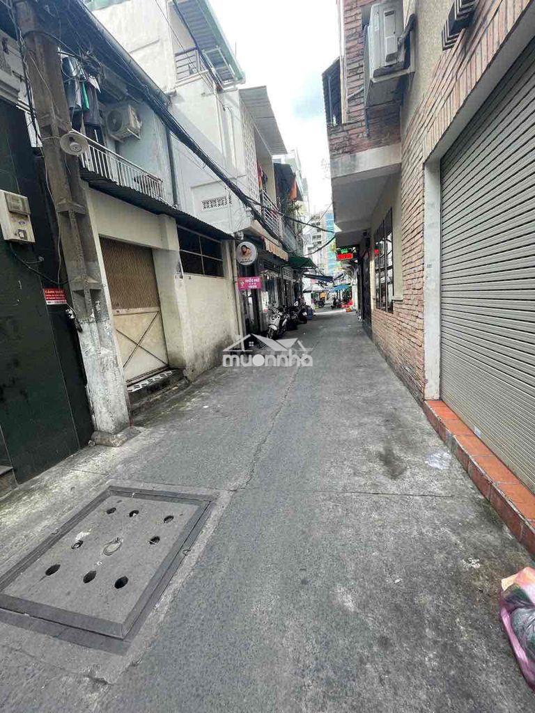 Nhà 1 trệt 3 lầu, 2pn 3vs, hẻm rộng rãi, đường cmt8 q10 - 4