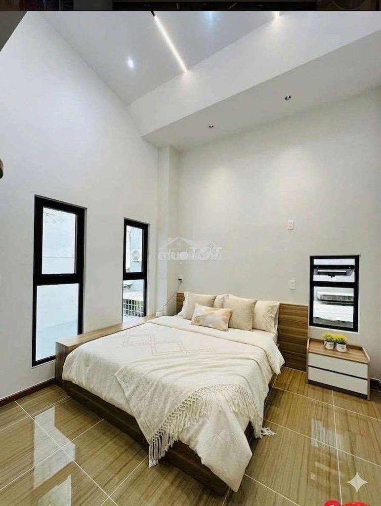 Chỉ hơn 3 tỷ bán nhà đẹp hẻm xe hơi quang trung gần emart 2, - 3