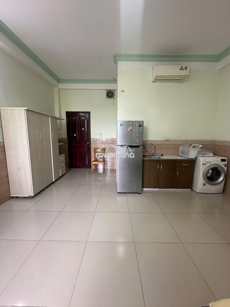 Phòng trọ đẹp khu trung sơn: 6,2 triệu, 40m2, có thang máy, ban công