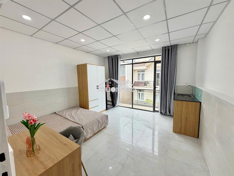 Phòng mới cửa sổ lớn, rộng rãi, ngay huỳnh tấn phát gần kcx tân thuận