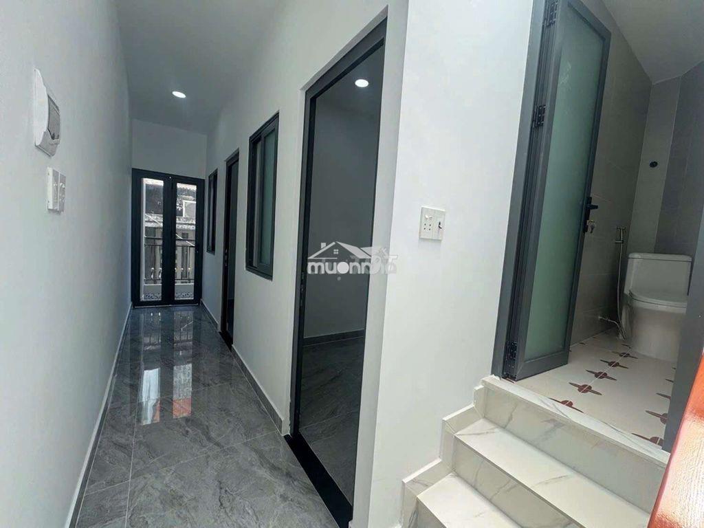Nhà ngay trung tâm quận 6 ,55m2 - 4 pn chỉ 4 tỷ 8 - 4