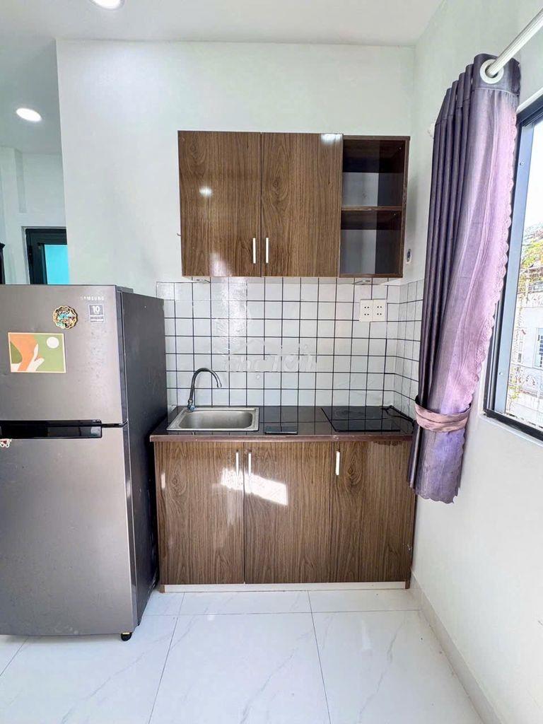 Phòng đẹp ban công, trung tâm, máy giặt riêng - 4