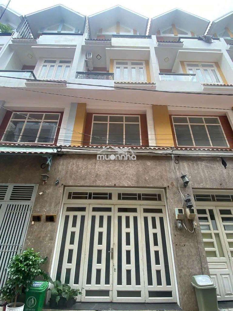 Nhà phố kdc hồng đào gần cân nhơn hoà