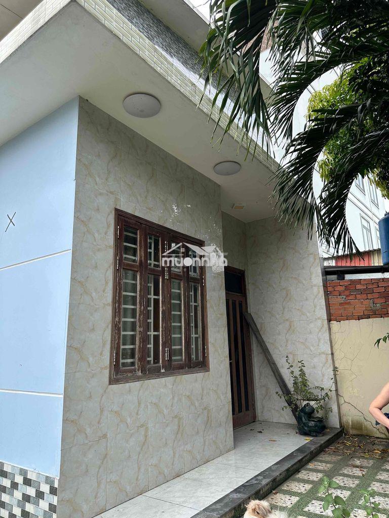 Bán gấp nhà:4,3( nở hậu 12)x37,1lầu công nhận 300m2,long thạnh mỹ,q9