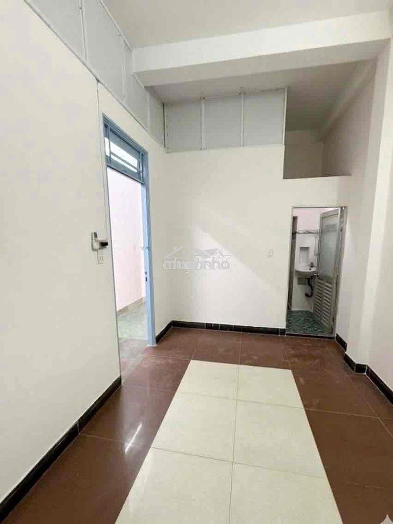 Hẻm 6m thông cách 2 căn ra mt tân hương gần nhà thờ_4x11m_2 tấm 2pn - 3
