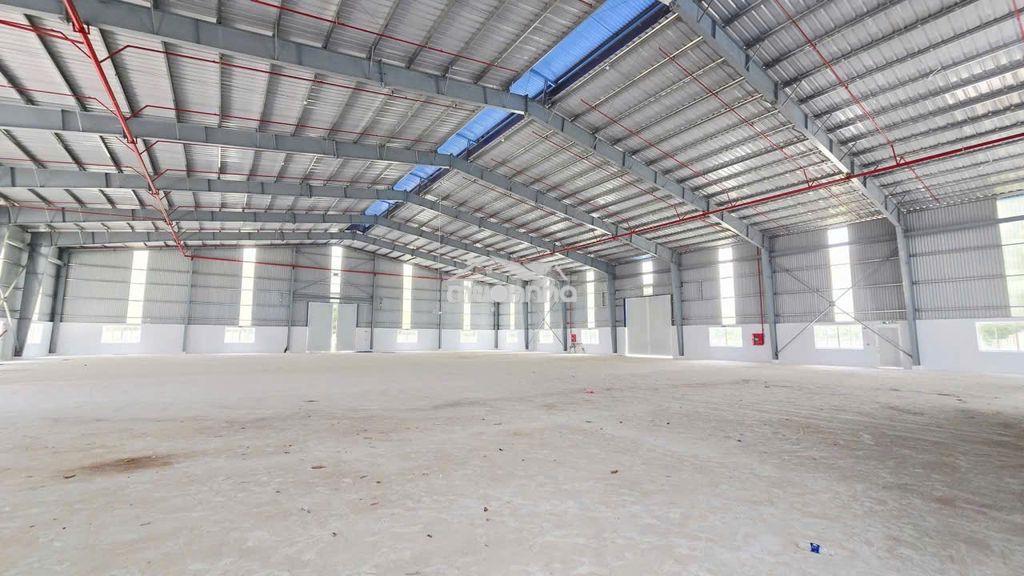 Cho thuê 2000m2 xưởng tân uyên , pccc tự động ,giấy tờ đầy đủ - 3