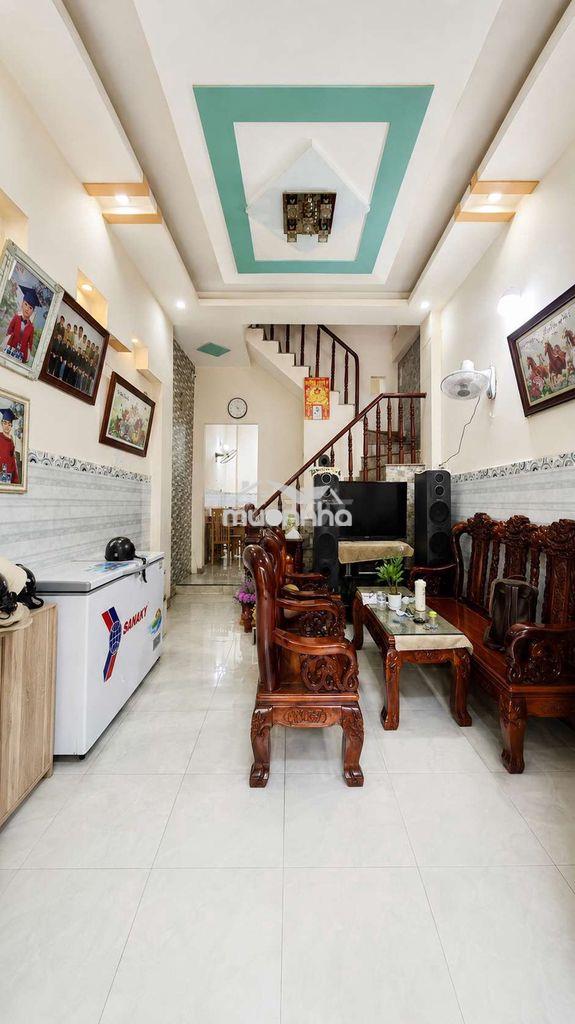 4,8 tỷ, 46m², 3 tầng, 3 pn, nhà liên khu 5-6, hẻm ô tô 6m - 4