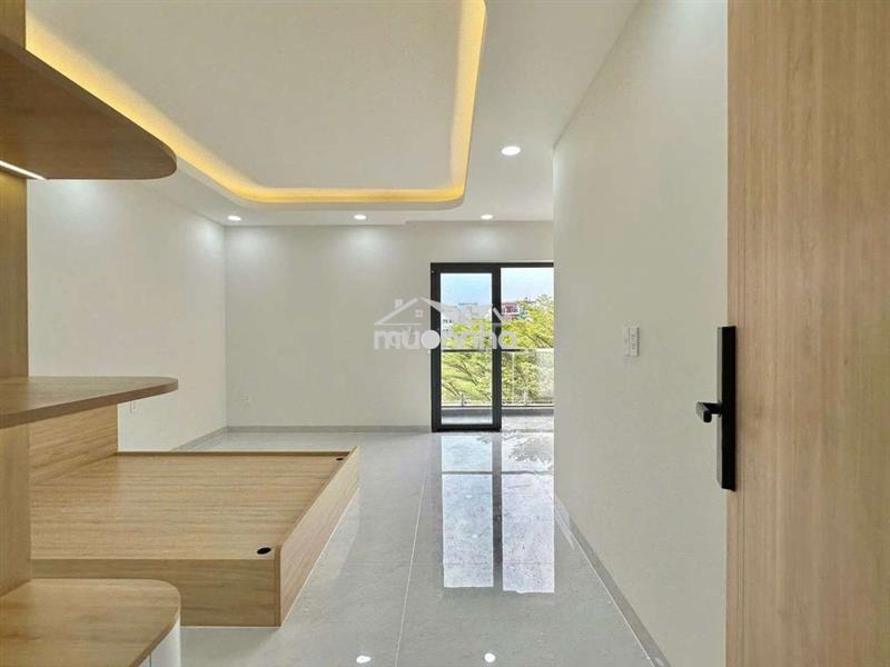 Chính chủ - khai trương 100% mới tinh sát crescent mall