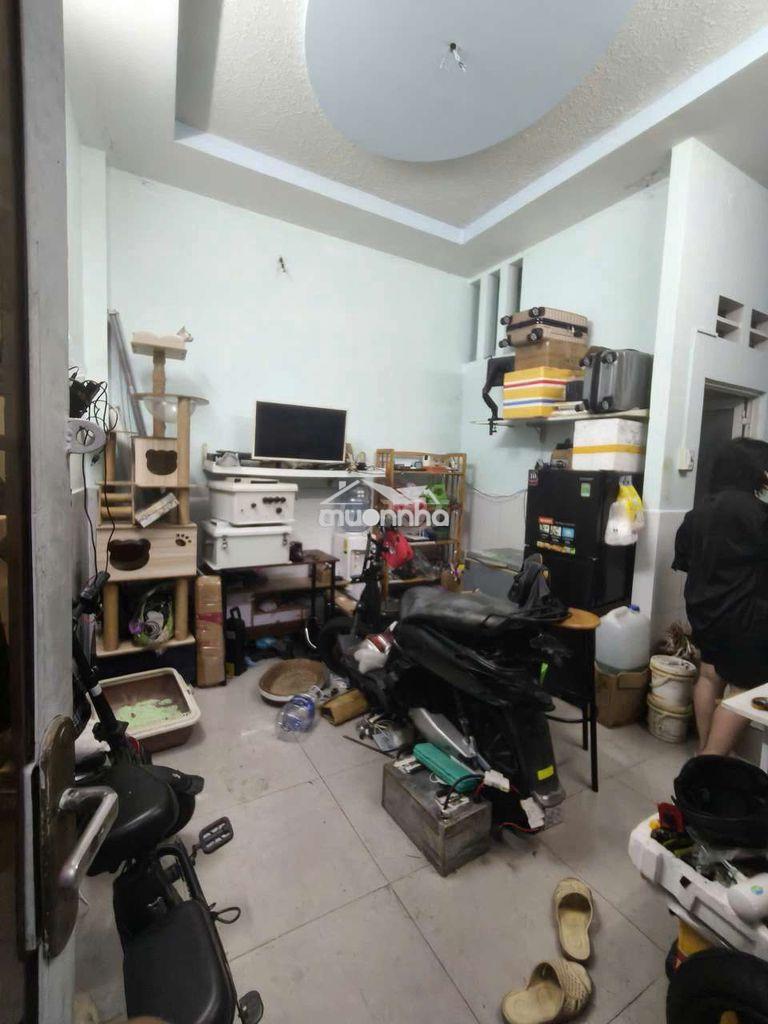 Nhà gần đầm sen - 2