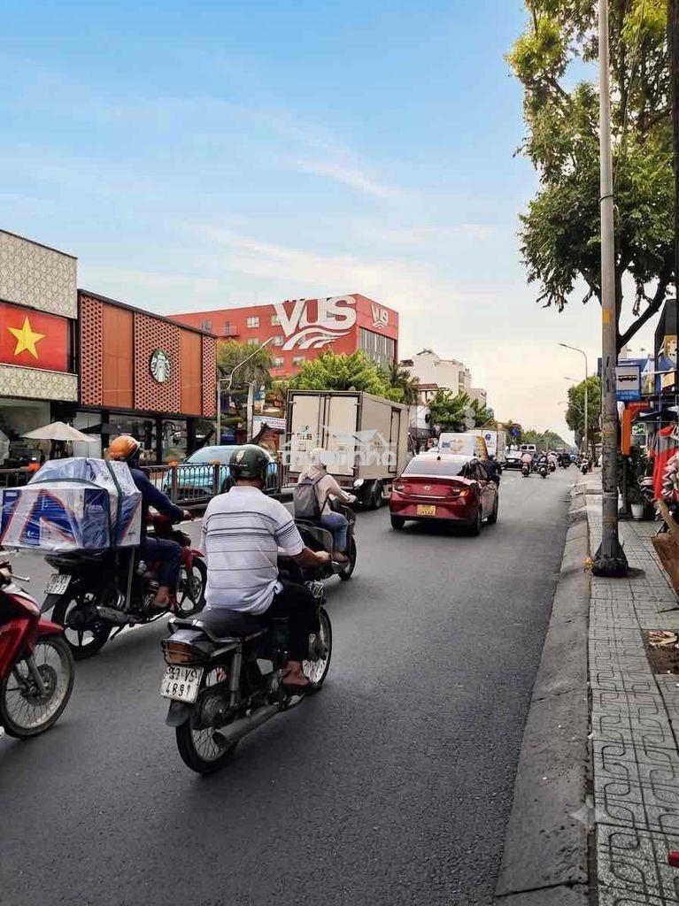 Khó để tìm thấy căn thứ hai trong phân khúc 6 tỷ để so sánh - 2