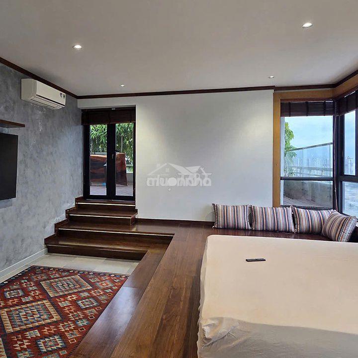 Cho thuê căn hộ sân vườn góc view song 368m²