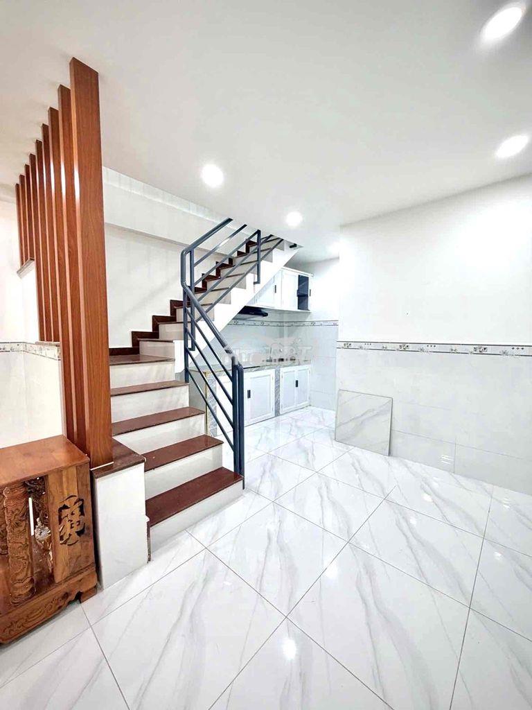 Nhà mới dt 32m2, lê văn quới, sổ riêng hc đủ, nhỉnh 2tỷ - 2