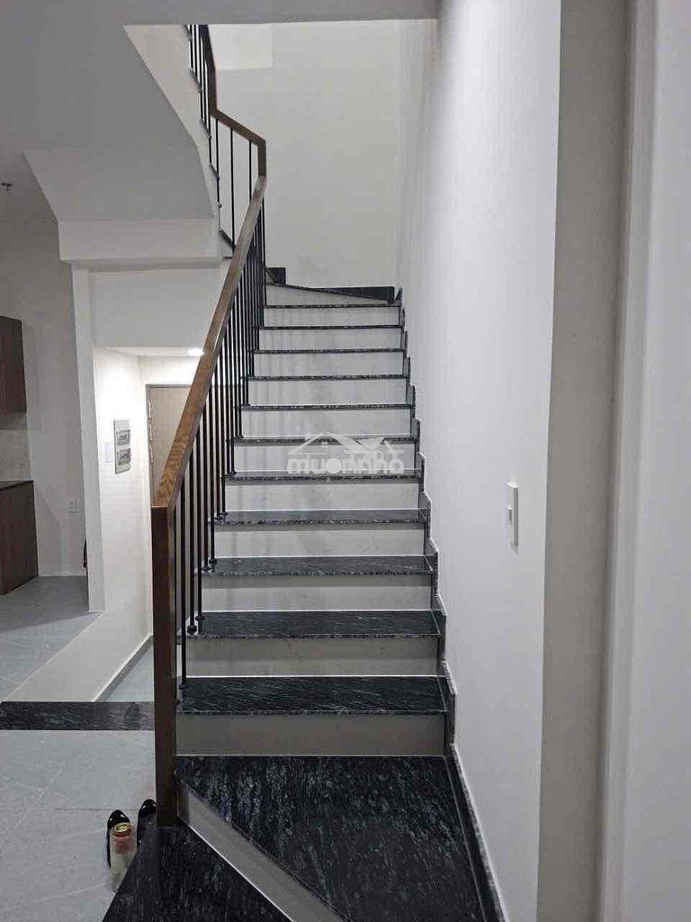 Villa đang trống cho thuê ; chỉ 13 tr/tháng. lh hương - 3