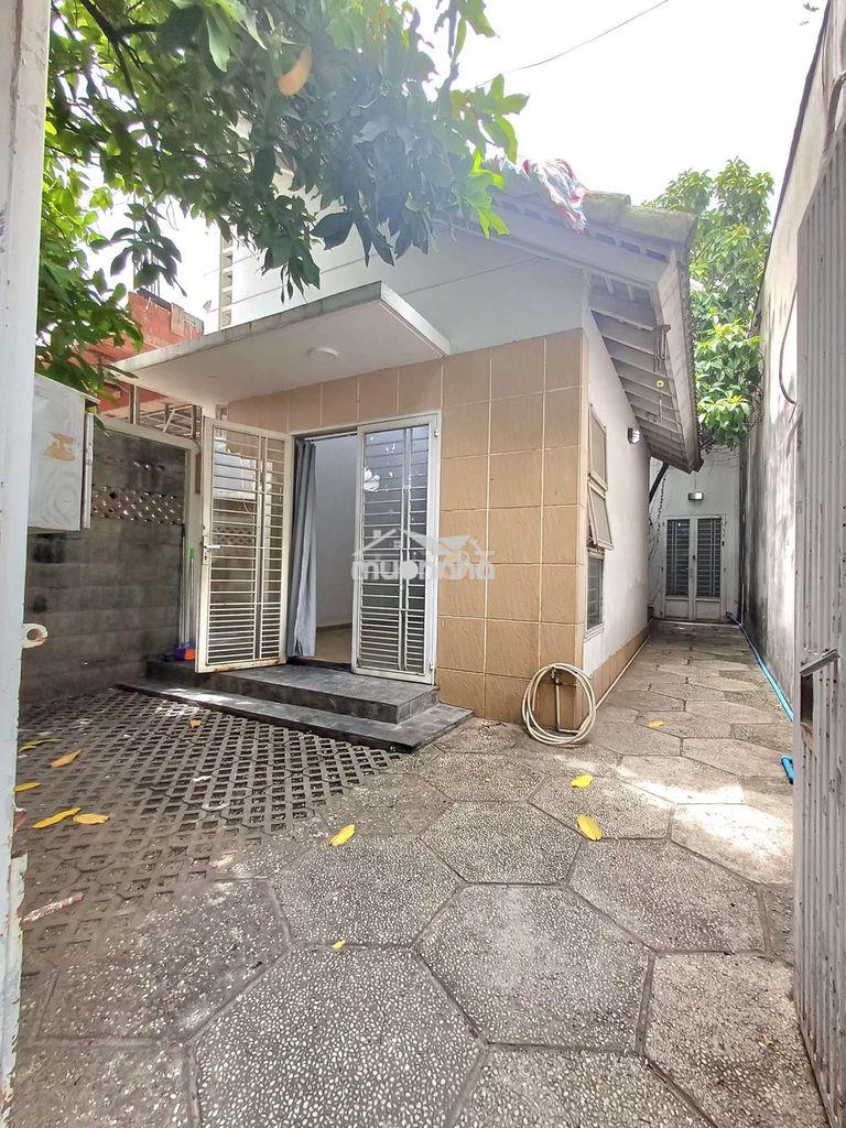 Nhà sân thoáng hxh nguyễn hồng đào 5,4 x 21m 3 phòng 3 máy lạnh - 2