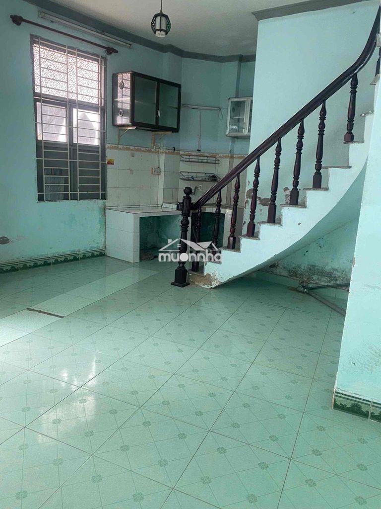 Trệt lầu 6*5; 2pn 2wc có ban công rẻ chốt lẹ