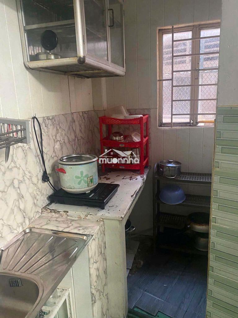 Chỉ 7 triệu cho nhà nguyên căn 1tret2lau ngã 6 gv,đường oto, 2pn,2 tl - 3