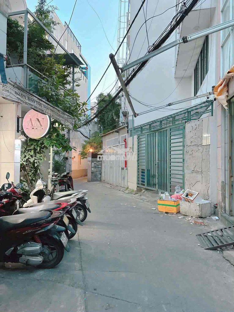 Nhà 4 tầng huỳnh văn bánh, phú nhuận - 3pn - đang thuê 11tr - chỉ 3.5