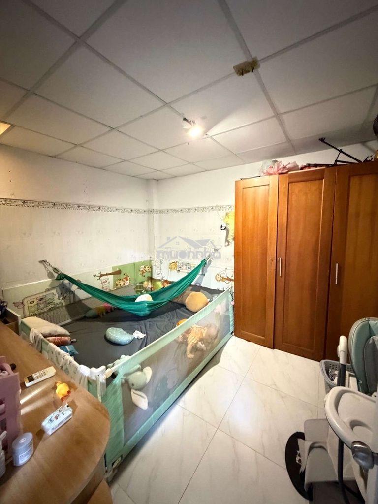 Bán nhà ,đường nguyễn sỹ sách ,p 15 tân bình ,ngang 5m- 40m2,giá:3.5tỷ - 2