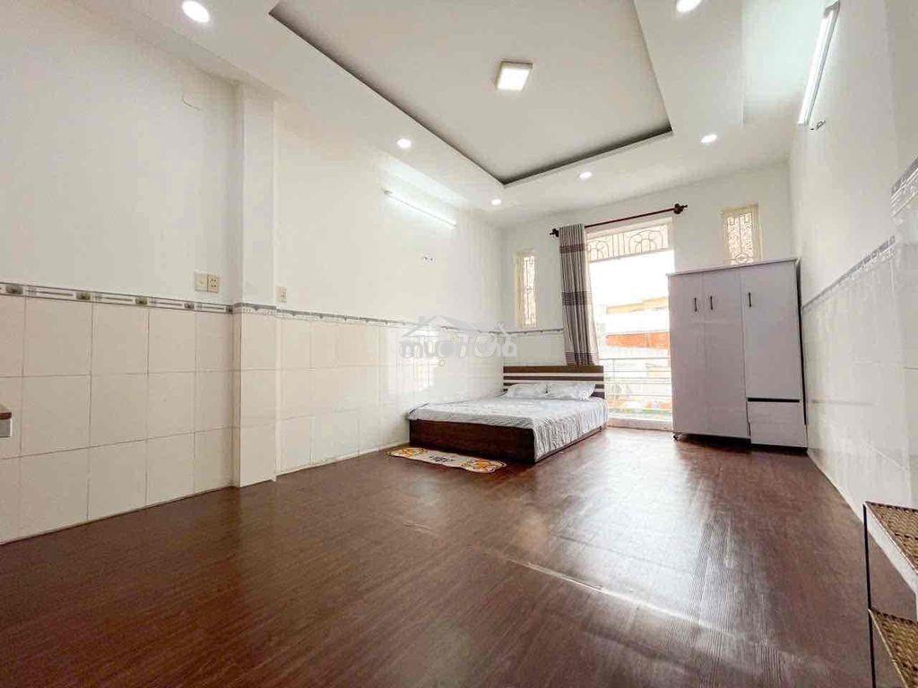 Chính chủ cho thuê phòng rộng 40m2 - ban công - full nội thất -đầm sen - Ảnh 2