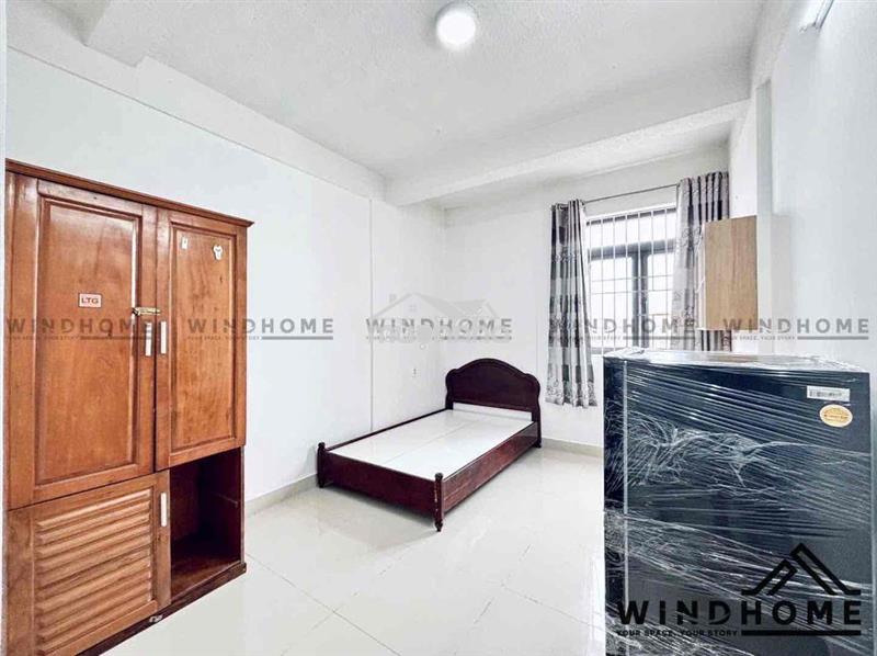 Phòng full nội thất cửa sổ trời gần tdt ou tnmt rmit gần lotte