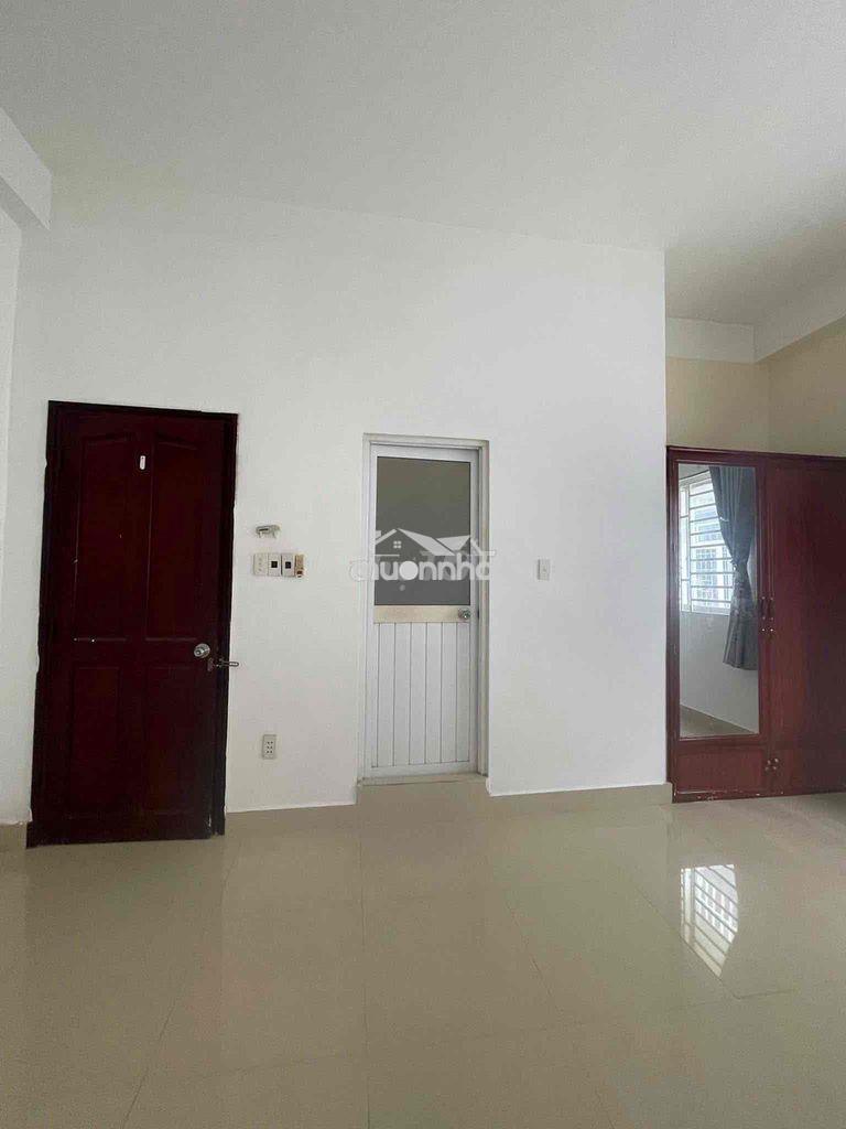- Cho thuê nhà mới len keng ,3 lầu 400m ( q9) - mặt tiền khu tái định - Ảnh 2