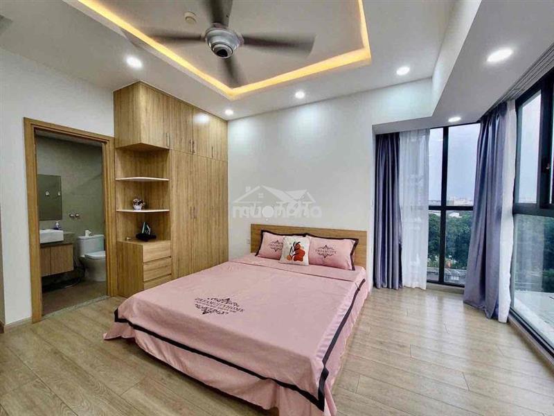 Cho thuê cc emerald 3pn 2ưc full nt giá 18tr ở liền