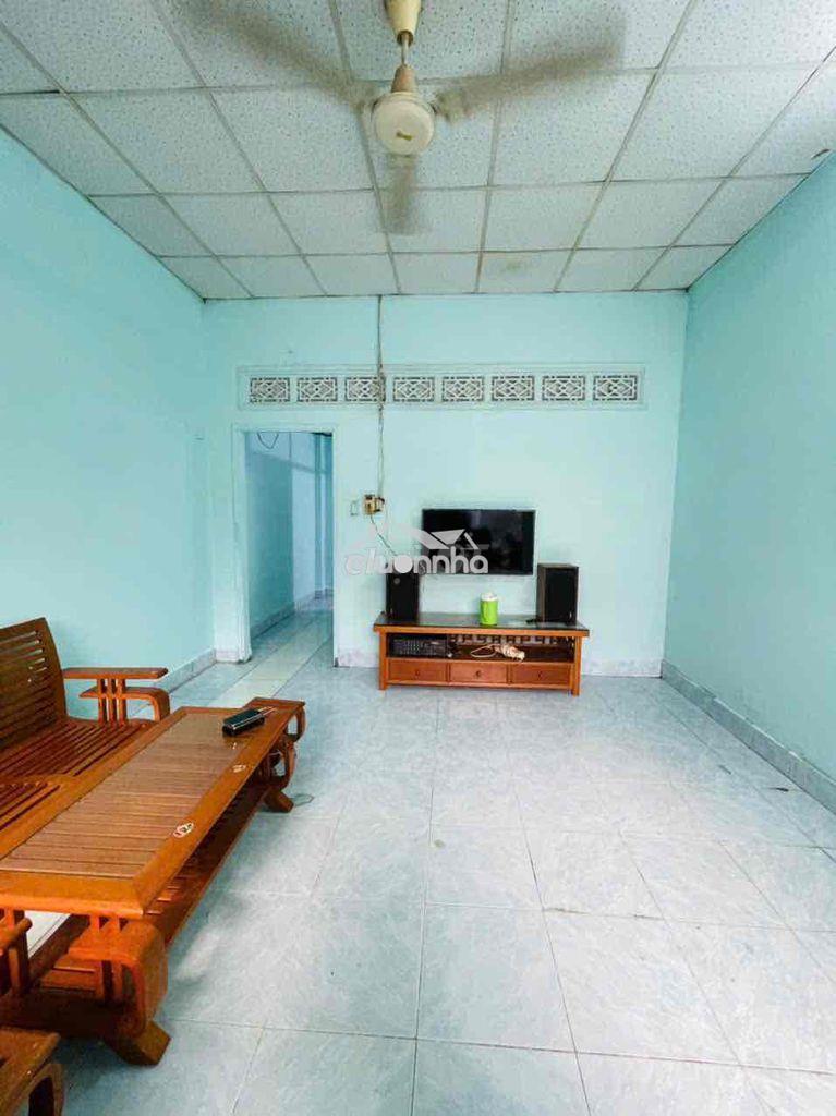 Nhà cấp 4 có lững dt 70m2 gồm 2pn tại đường 17 linh trung gần metro - 3