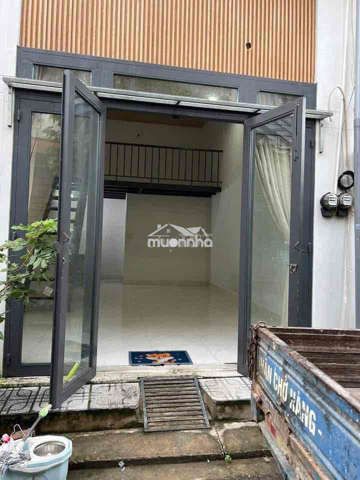 Nhà 1 lửng trường lưu gần chợ long trường