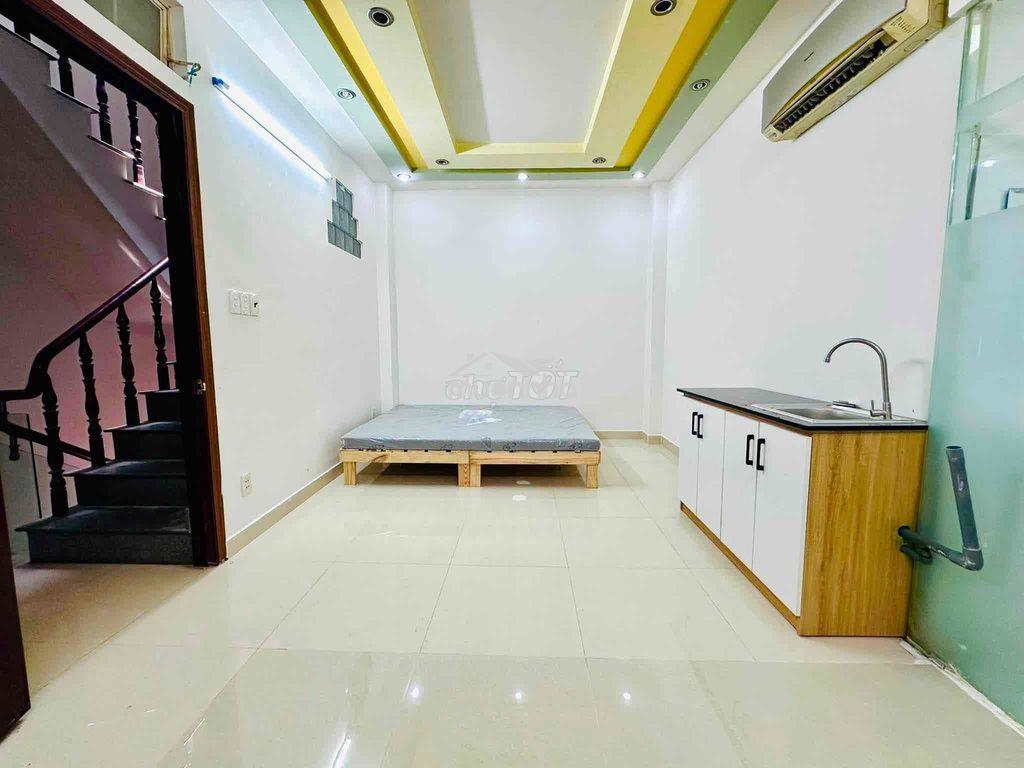 Còn 1 phòng mới 27m2 - full nội thất , sát đại học kinh tế , quận 10 - 2
