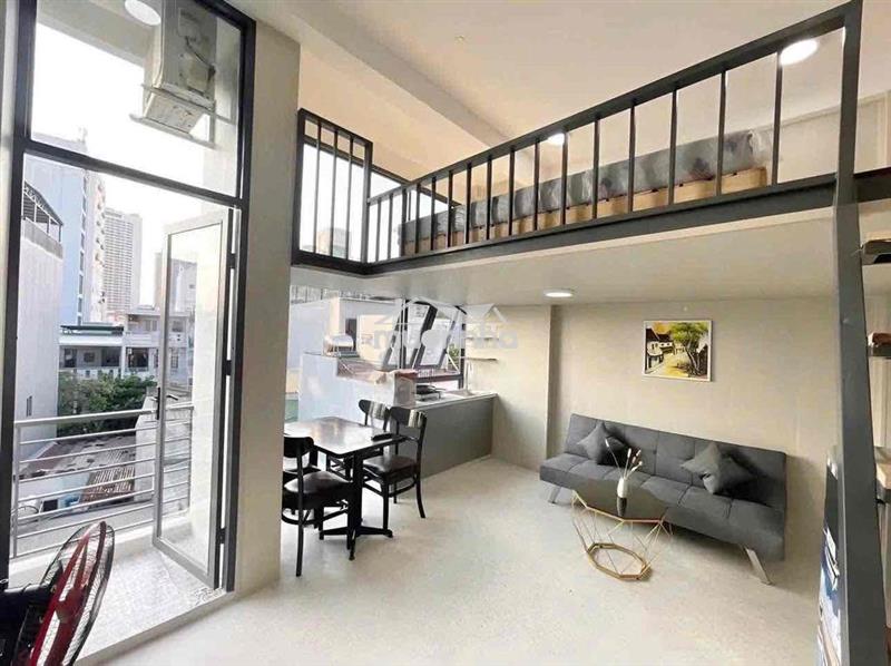 Duplex full nội thất cao cấp bancol ngay tô hiến thành quận 10