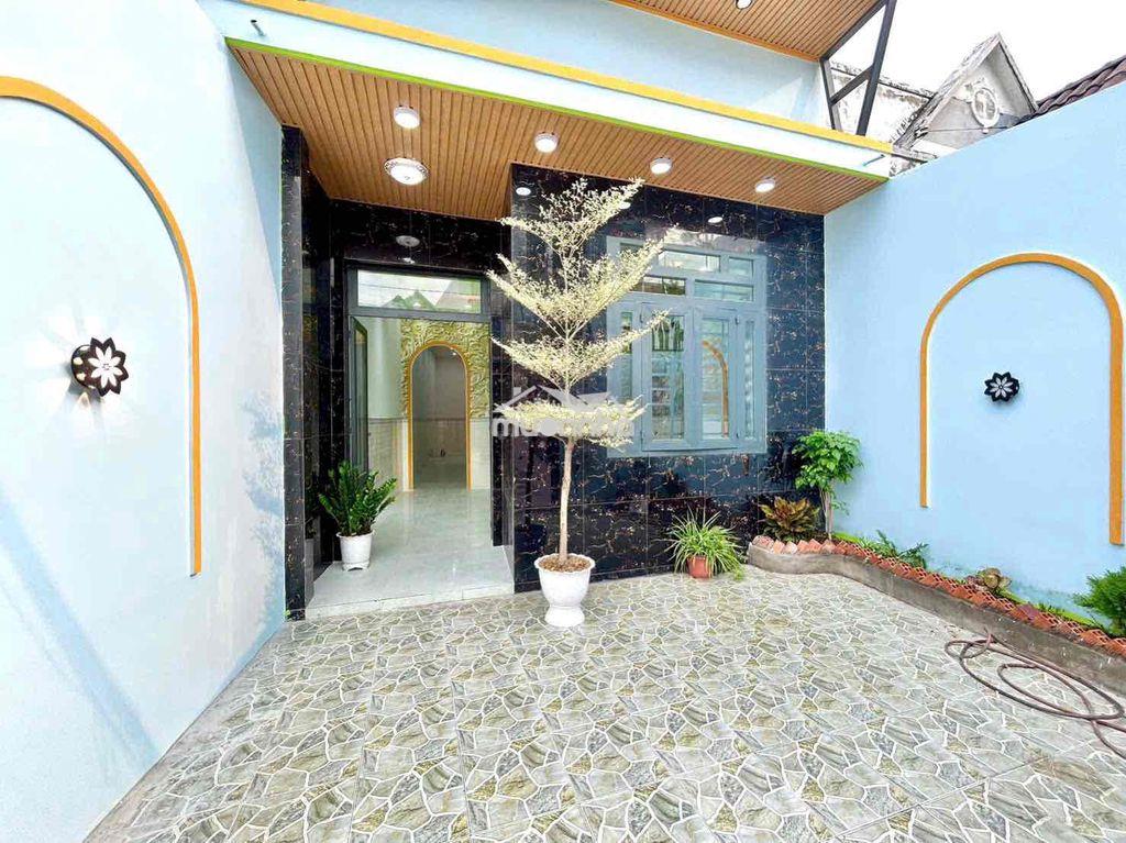 🔥 Nhà cấp 4 đẹp – giá 1 tỷ 650-dọn vào ở ngay -shr - tặng nội thất - 2