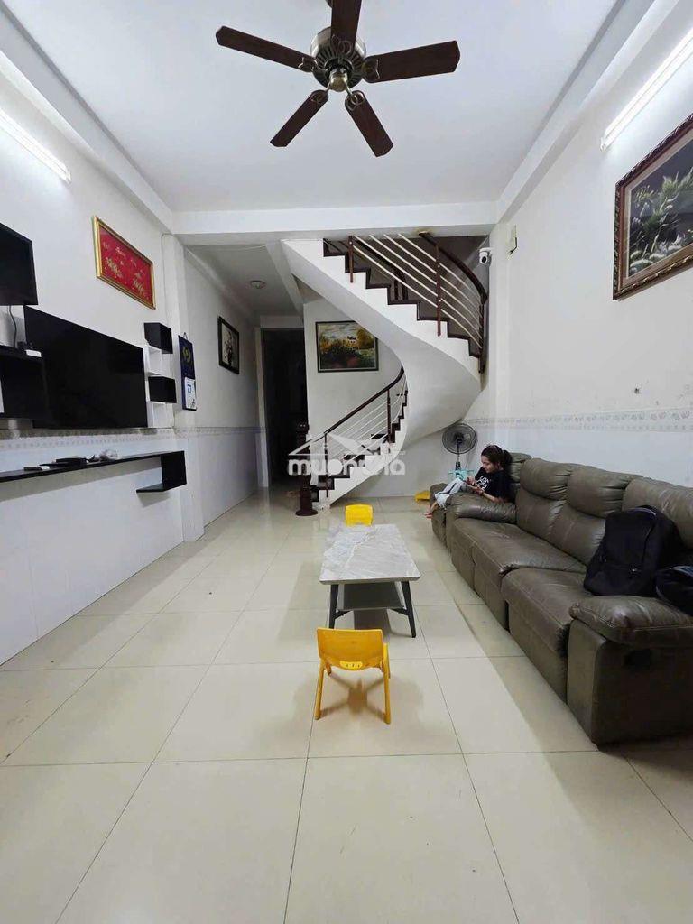 Full nt- cho thuê nhà đ/c 55/11 vườn lài - 4x17- 3 tấm - 3pn-3wc.