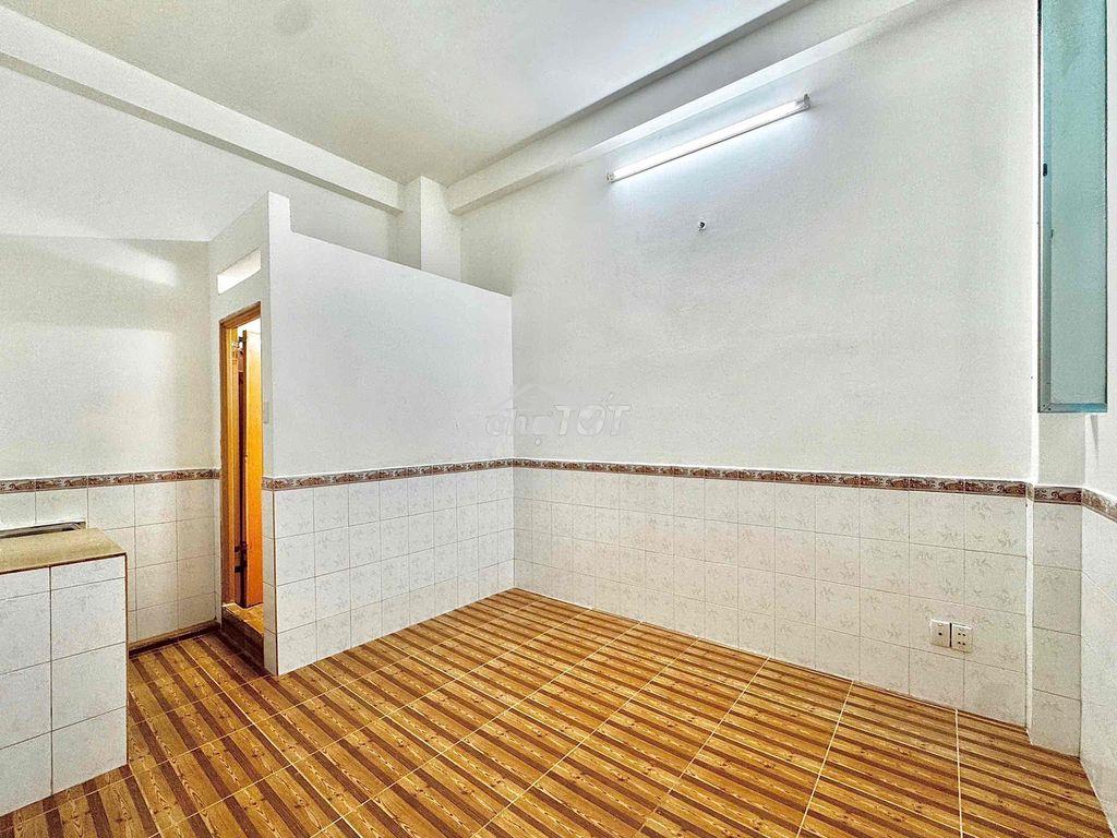 🔥Phòng studio sẵn máy lạnh giá rẻ ngay khu phan xích long - 4