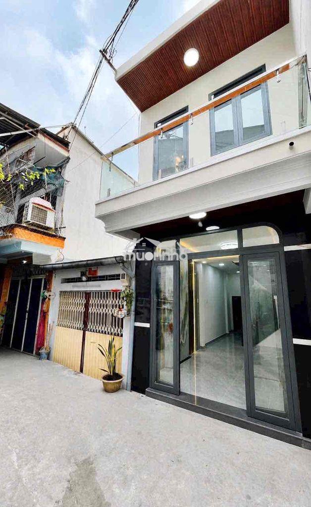 Nhà đẹp đường vĩnh hội quận 4 cách đường 40m