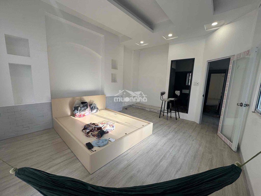 1 phòng ngủ bancol tách bếp mới 100% ngay phan xích long - 3