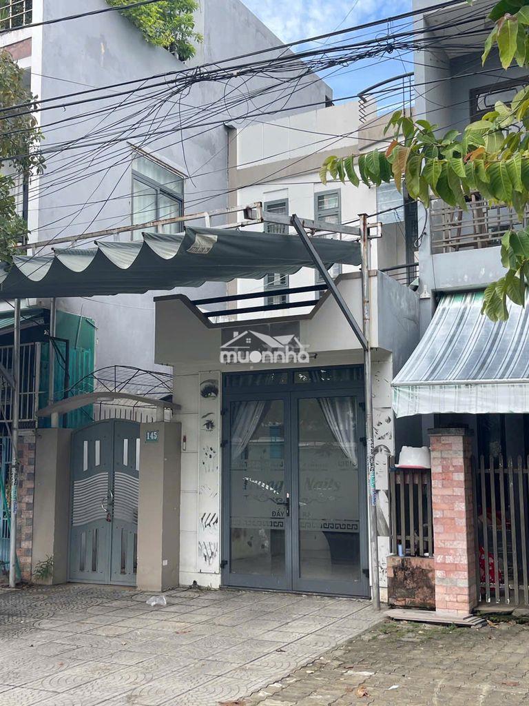 Cho thuê nhà 2 tầng nguyên căn, mặt tiền đường cần giuộc
