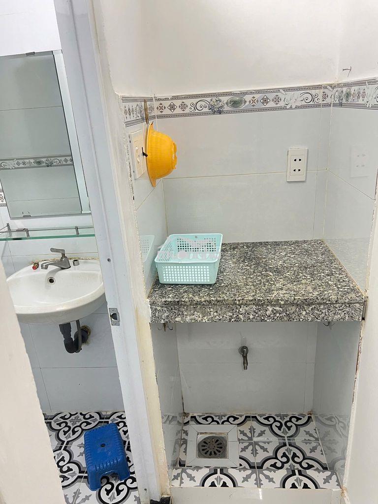 Phòng 1 người 15m2 thành thái nội thất cơ bản, giờ giấc tự do - Ảnh 4